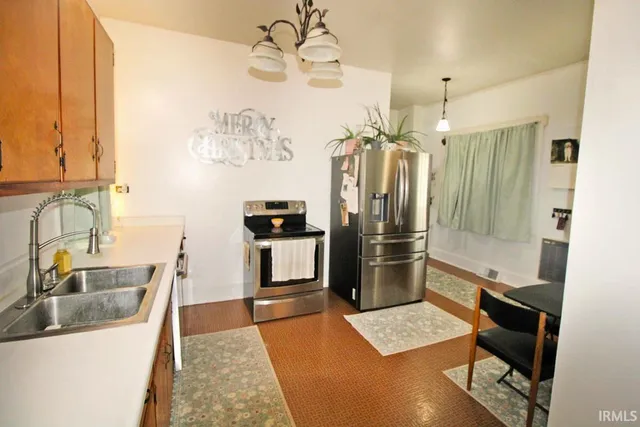 $264,900 | 121 North 7th Street, Boonville, IN 47601