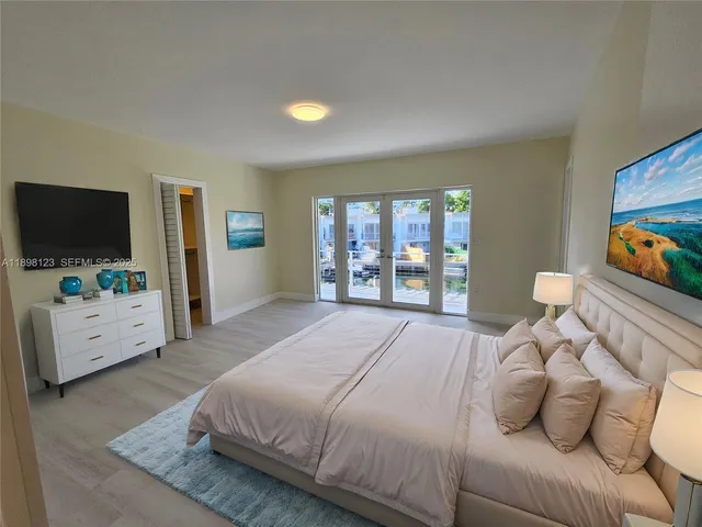 $6,000 | 834 Raymond Street, Miami Beach, FL 33141