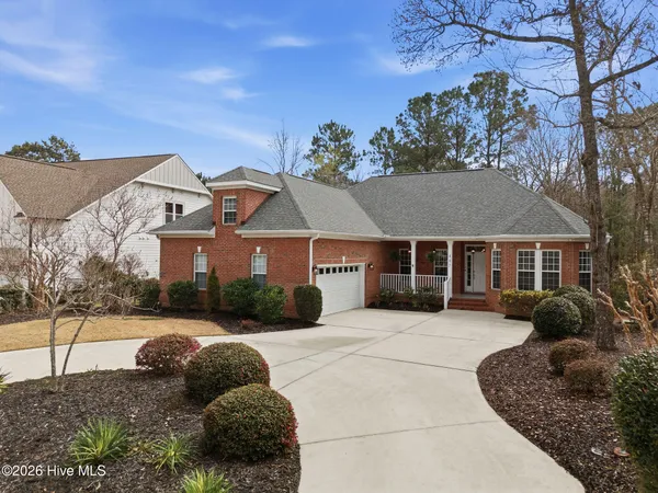 $549,900 | 487 Broomsedge Court Southeast, Bolivia, NC 28422