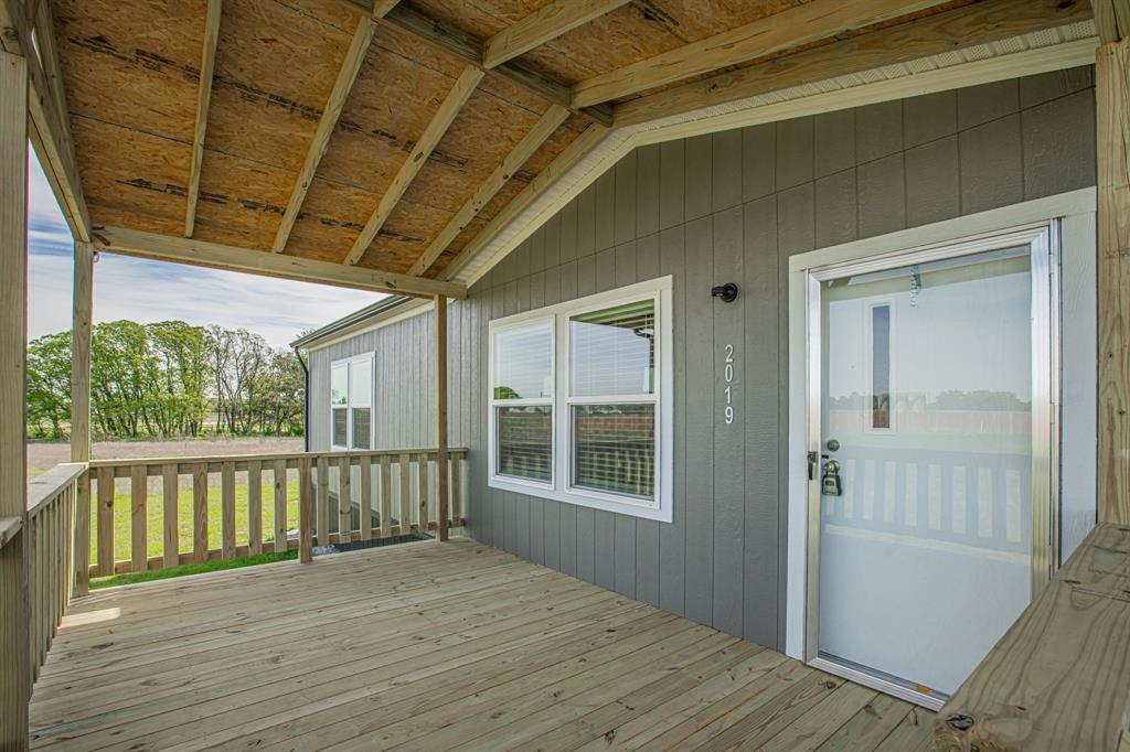 2019 Denver Road Sunset, TX 76270 - Photo 5 of 35