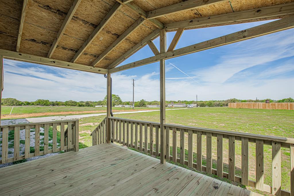 2019 Denver Road Sunset, TX 76270 - Photo 6 of 35