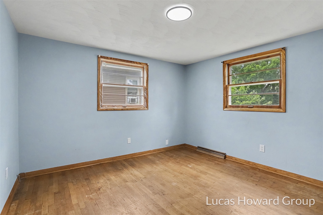 1931 West Territorial Road Battle Creek, MI 49015 - Photo 10 of 28 Gallery Image 10