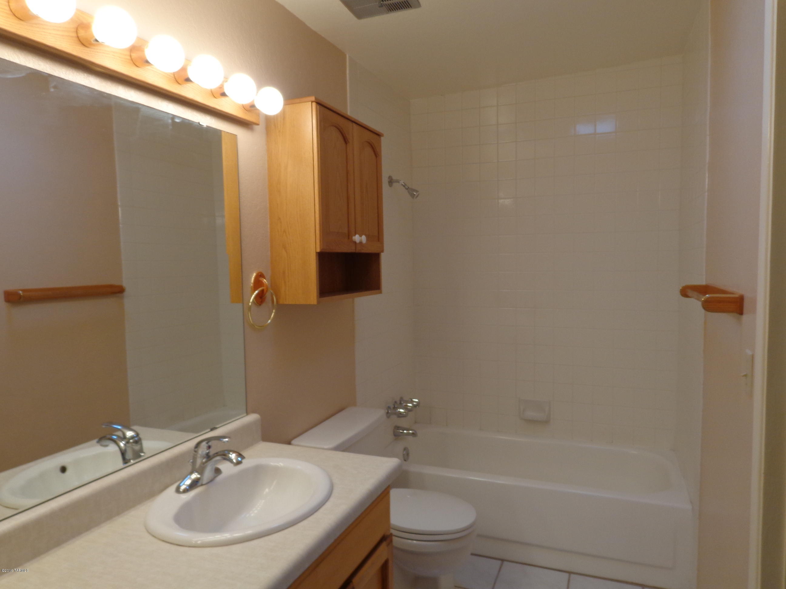 4324 East Allison Road Tucson, AZ 85712 - Photo 9 of 14 Gallery Image 9