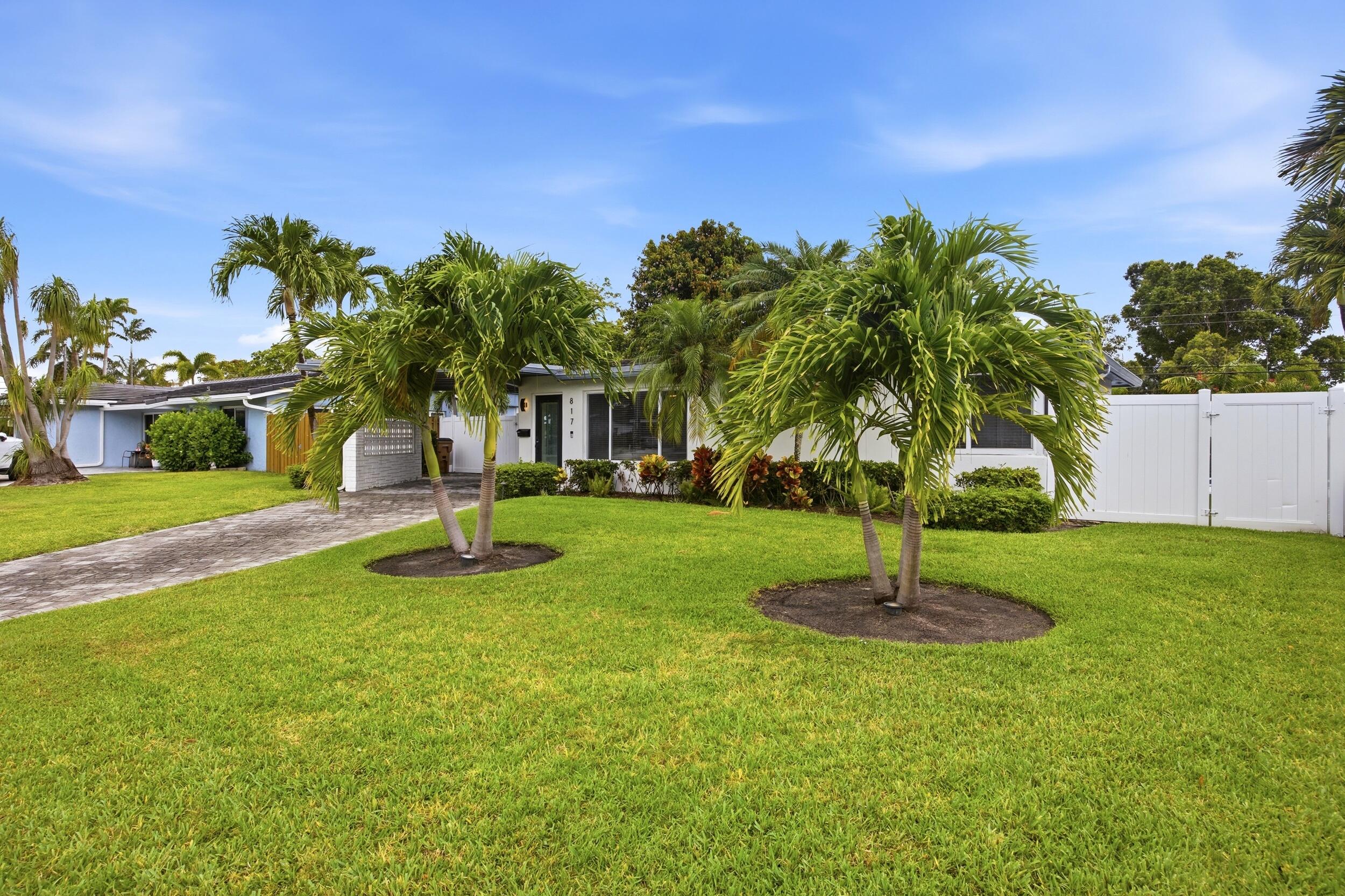 817 Southeast 16th Street Deerfield Beach, FL 33441 - Photo 4 of 55 4_453a9310