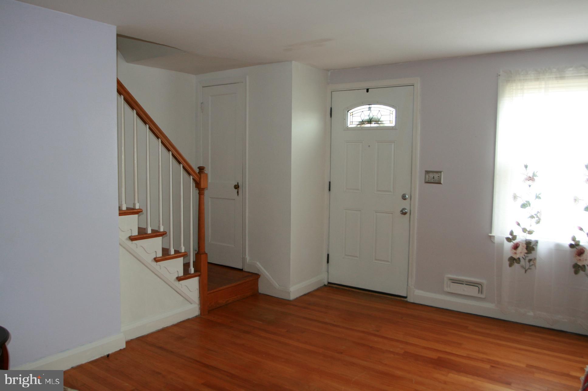 1622 Kirkwood Road Baltimore, MD 21207 - Photo 2 of 31