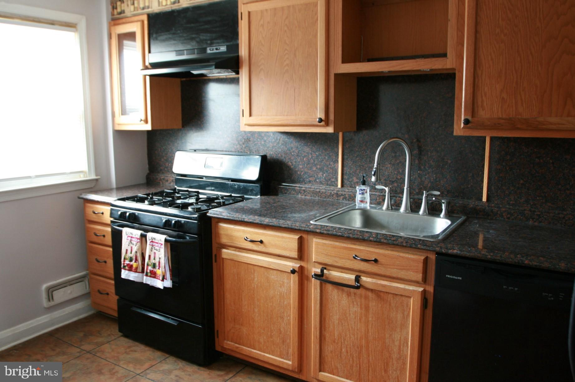 1622 Kirkwood Road Baltimore, MD 21207 - Photo 18 of 31