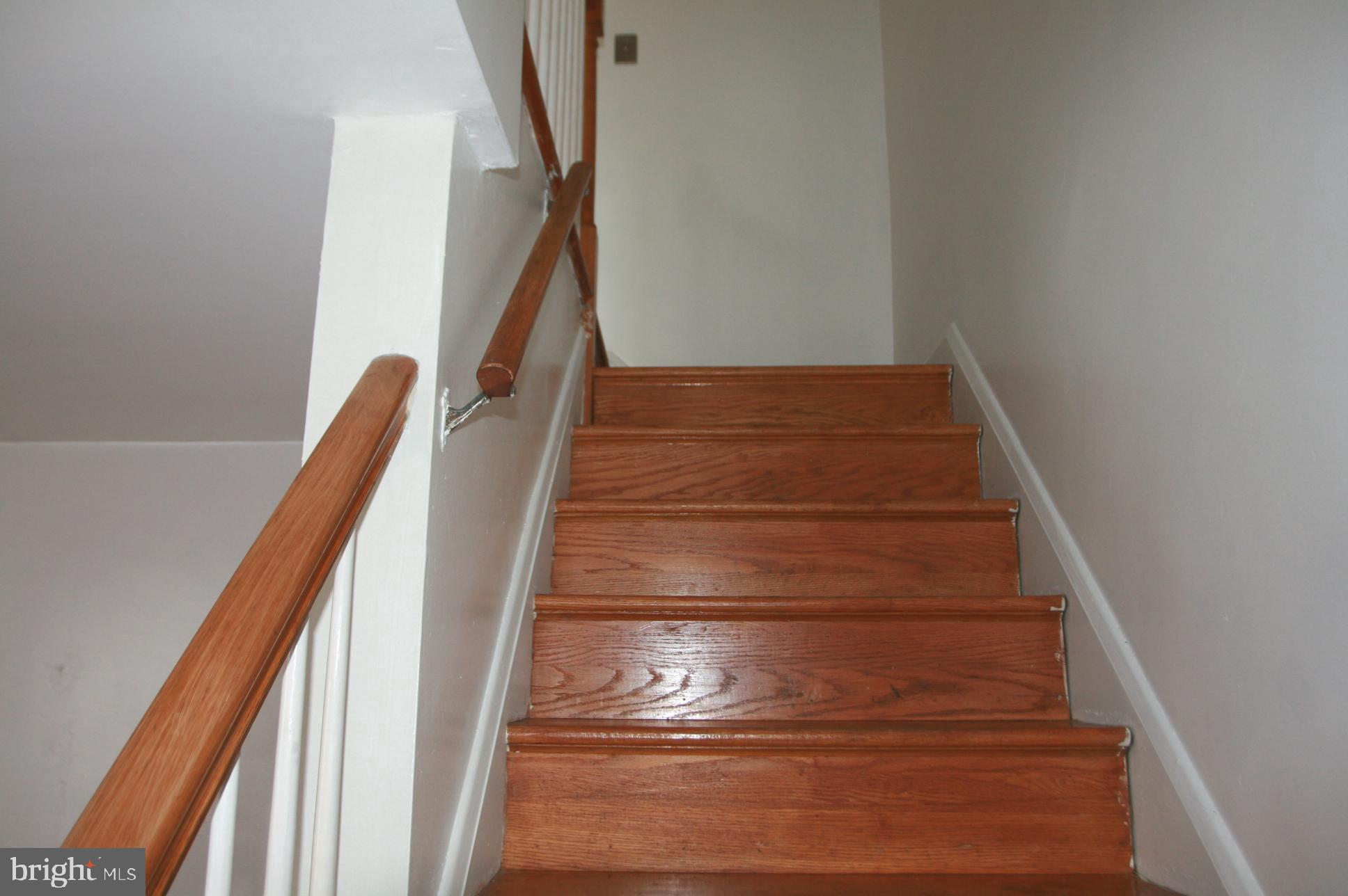 1622 Kirkwood Road Baltimore, MD 21207 - Photo 4 of 31