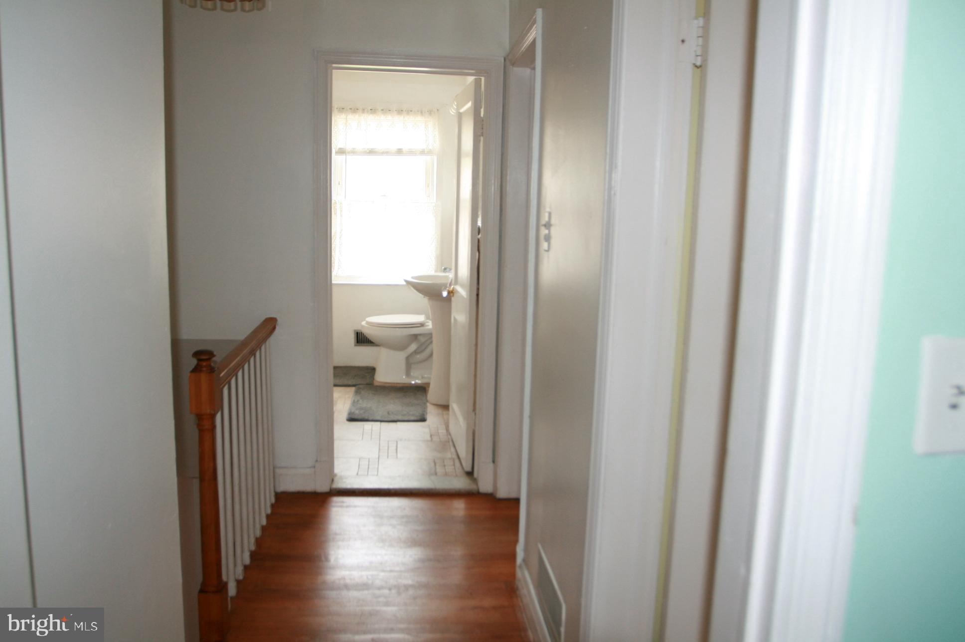 1622 Kirkwood Road Baltimore, MD 21207 - Photo 5 of 31