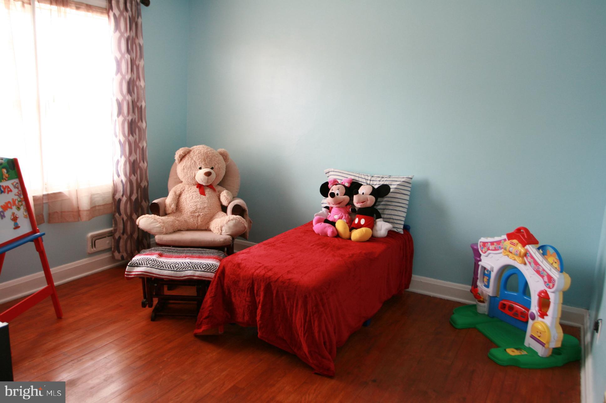 1622 Kirkwood Road Baltimore, MD 21207 - Photo 8 of 31