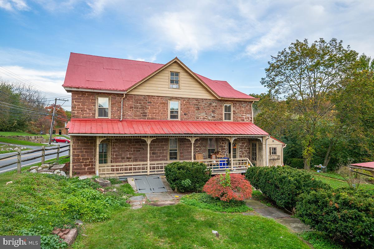 1068 Fritztown Road Sinking Spring, PA 19608 - Photo 7 of 41