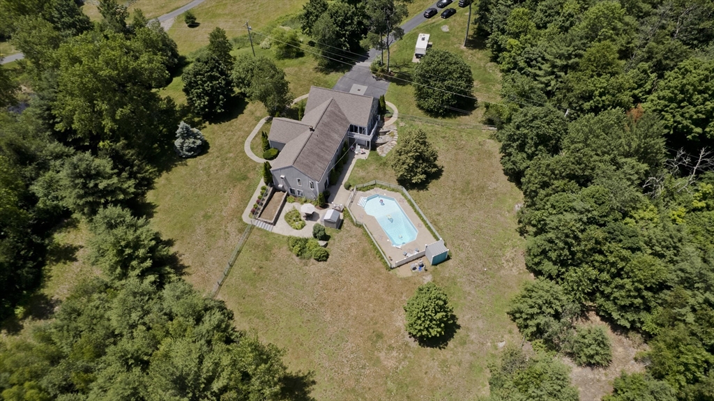 447 Loring Road Barre, MA 01005 - Photo 5 of 36