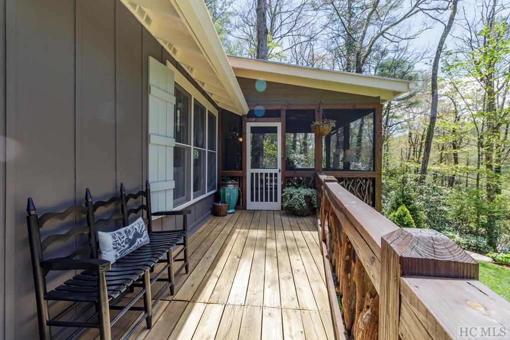 932 Hickory Hill Road Highlands, NC 28741 - Photo 6 of 40 Gallery Image 6