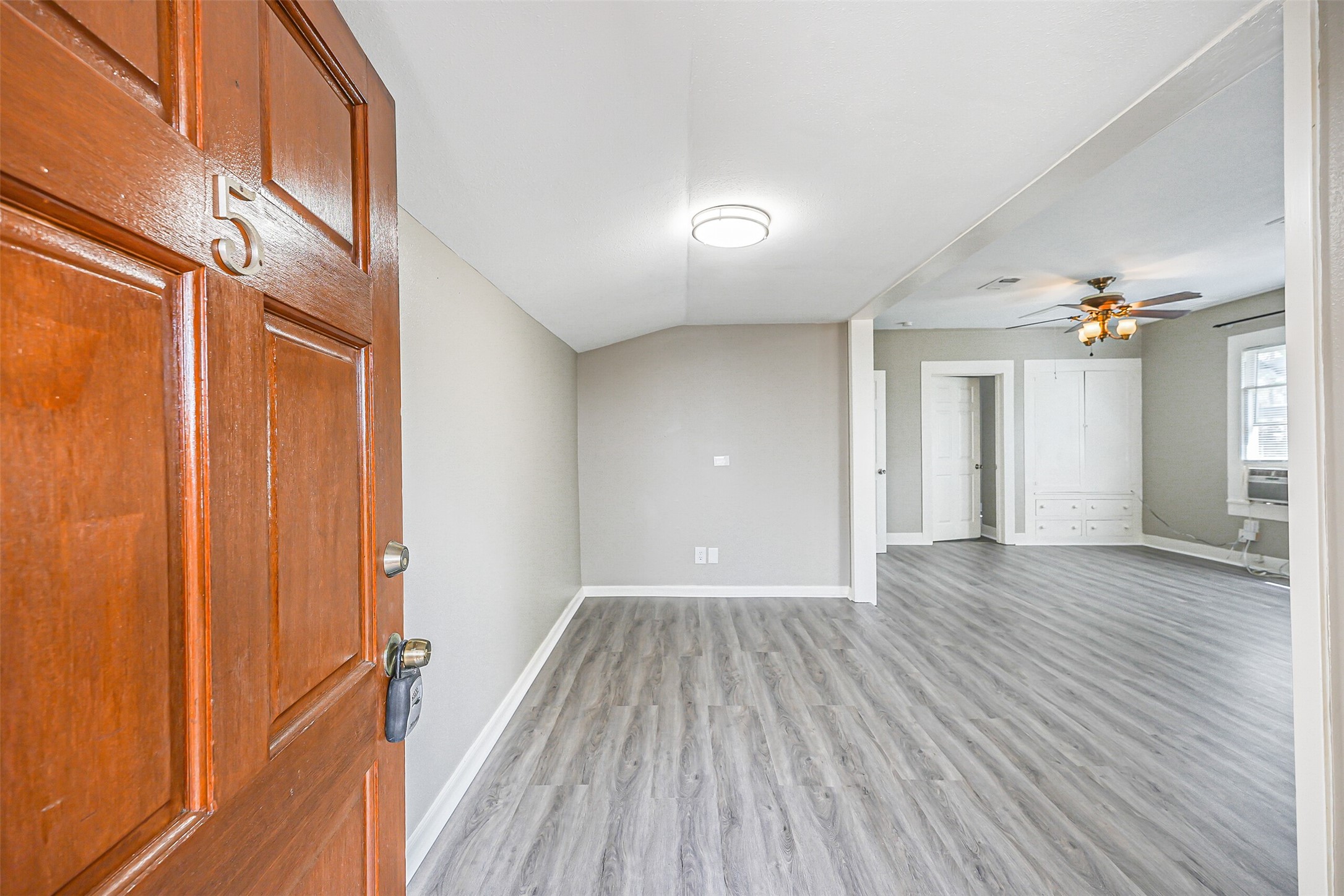216 Redan Street, Unit 5 Houston, TX 77009 - Photo 6 of 26
