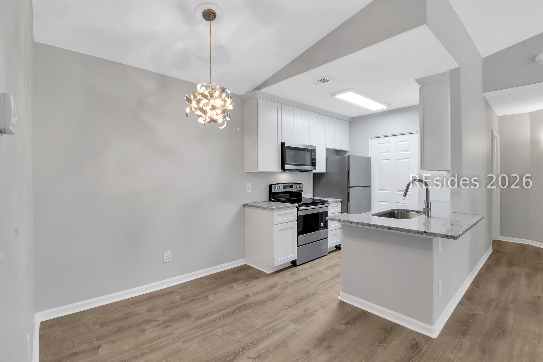 897 Fording Island Road, Unit 213 Bluffton, SC 29910 - Photo 2 of 32 New kitchen with quartz countertops