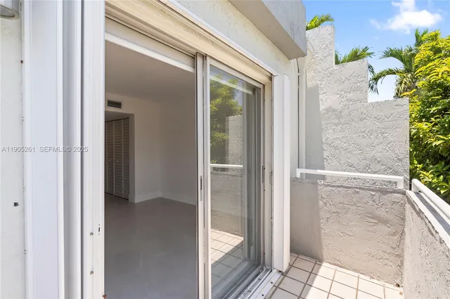 $4,500 | 3597 Southwest 17th Street, Unit 3597, Miami, FL 33145