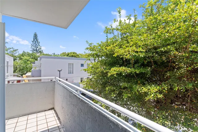 $4,500 | 3597 Southwest 17th Street, Unit 3597, Miami, FL 33145