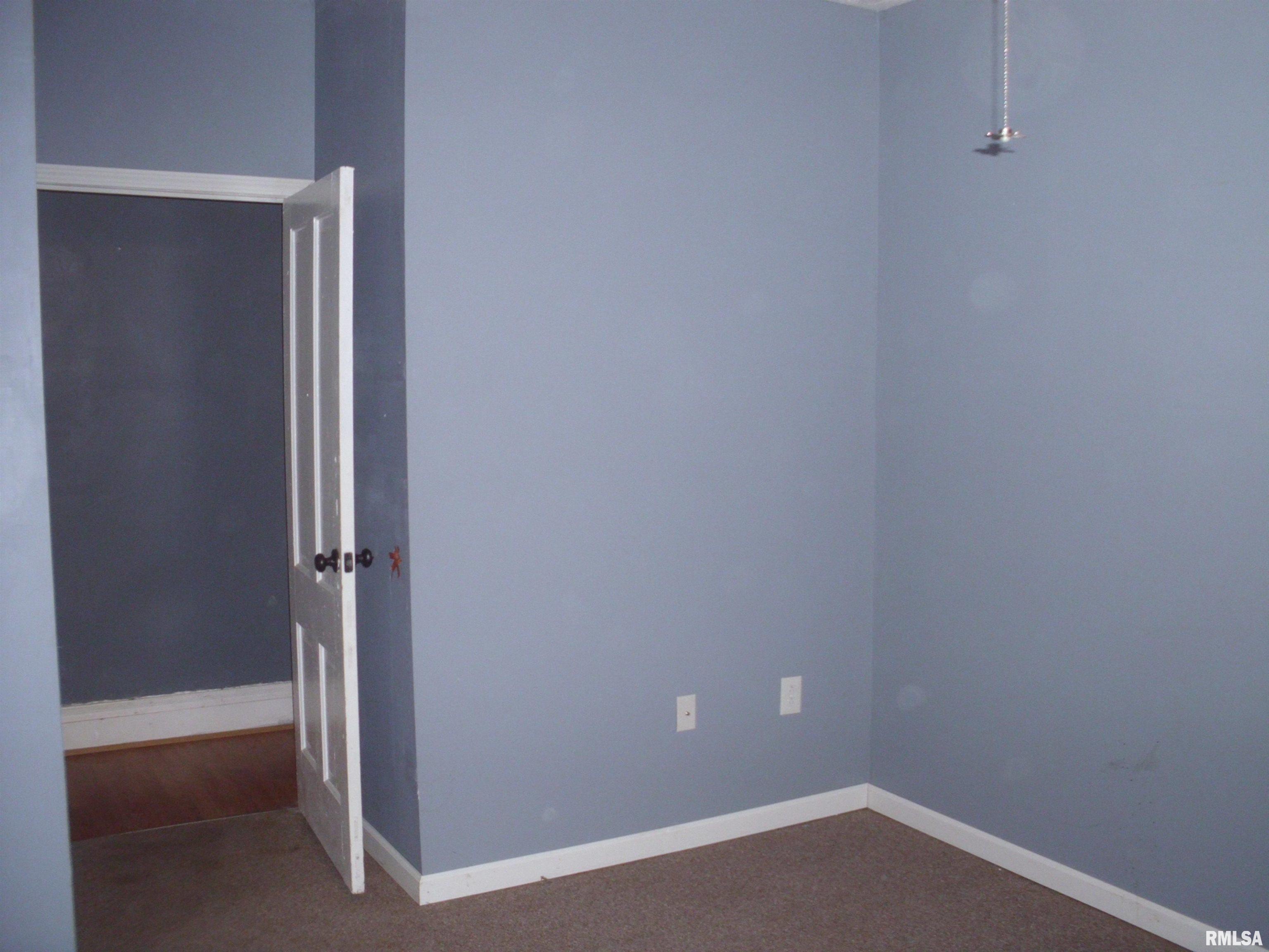 117 East Springfield Street Virginia, IL 62691 - Photo 9 of 39