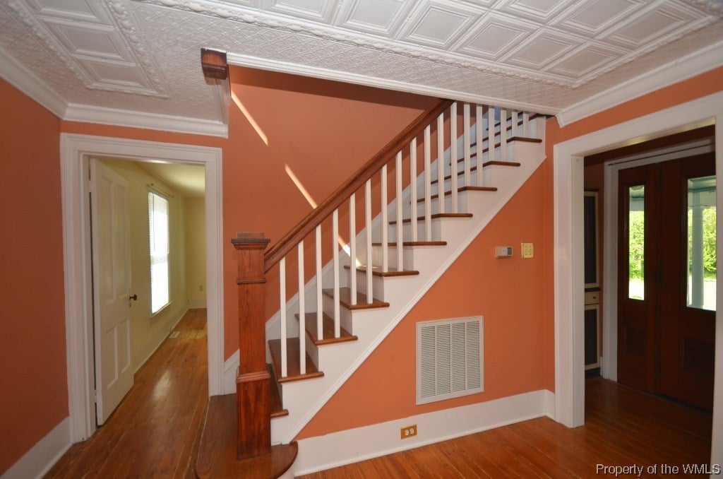 5945 Clay Bank Road Gloucester, VA 23061 - Photo 4 of 39 Gallery Image 4