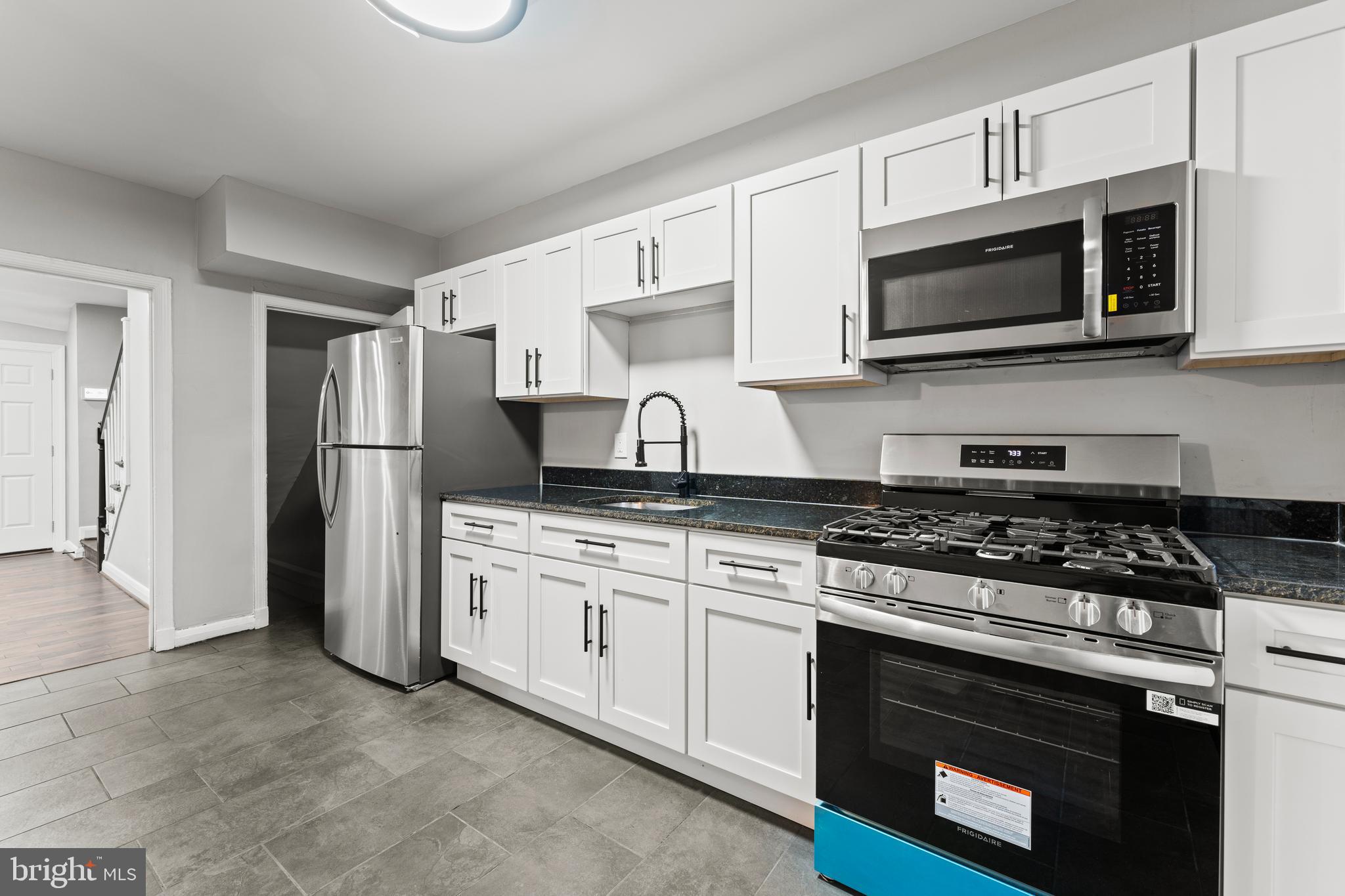 2422 Shirley Avenue Baltimore, MD 21215 - Photo 11 of 31