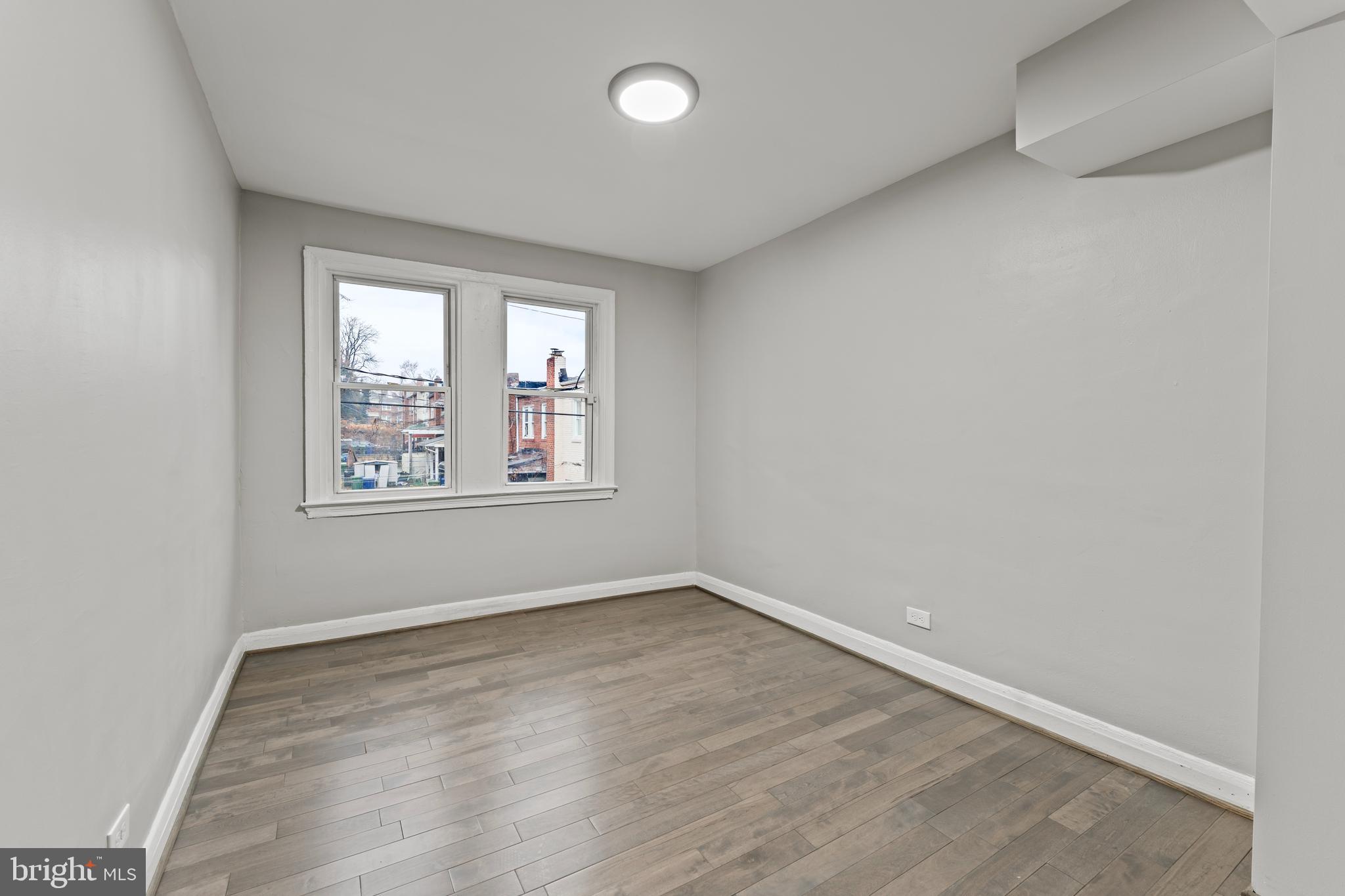 2422 Shirley Avenue Baltimore, MD 21215 - Photo 14 of 31