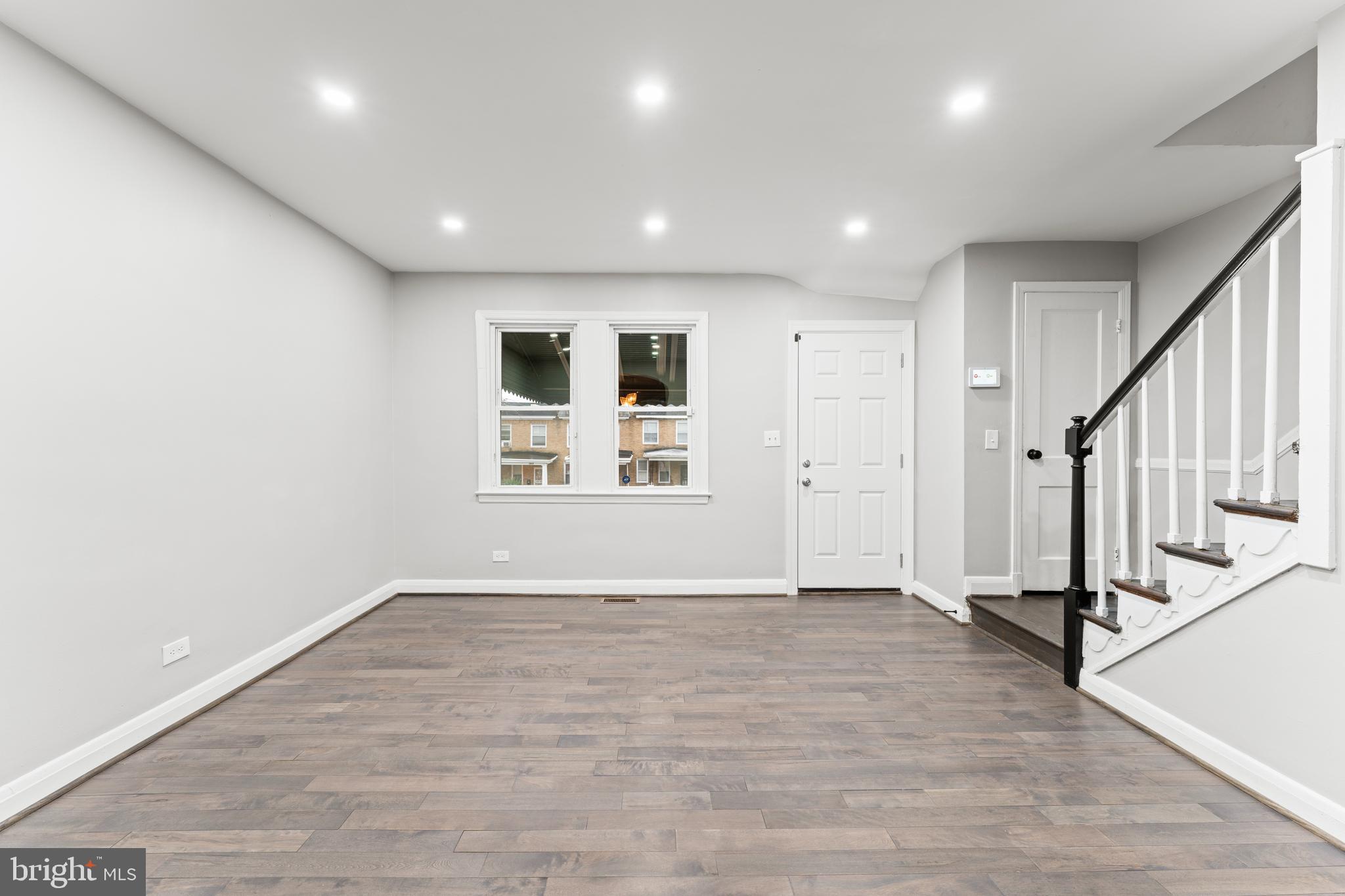 2422 Shirley Avenue Baltimore, MD 21215 - Photo 2 of 31