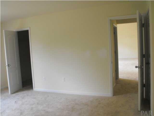 2195 Liberty Loop Road, Unit 16C Cantonment, FL 32533 - Photo 12 of 24 garden tub mast bath