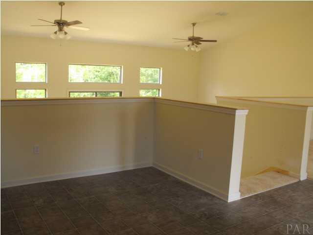 2195 Liberty Loop Road, Unit 16C Cantonment, FL 32533 - Photo 4 of 24 large kitchen