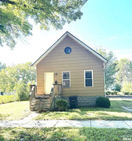 $50,000 | 926 10th Avenue, Rock Island, IL 61201