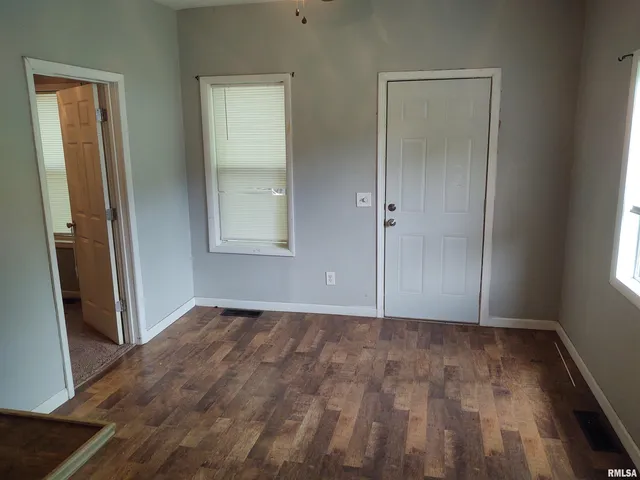 $50,000 | 926 10th Avenue, Rock Island, IL 61201