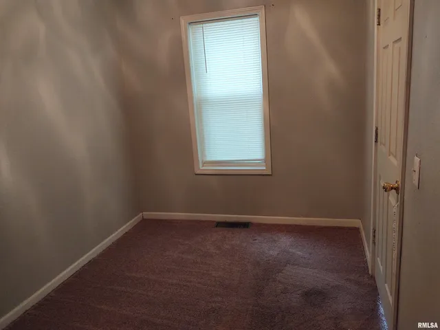 $50,000 | 926 10th Avenue, Rock Island, IL 61201