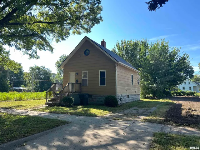 $50,000 | 926 10th Avenue, Rock Island, IL 61201
