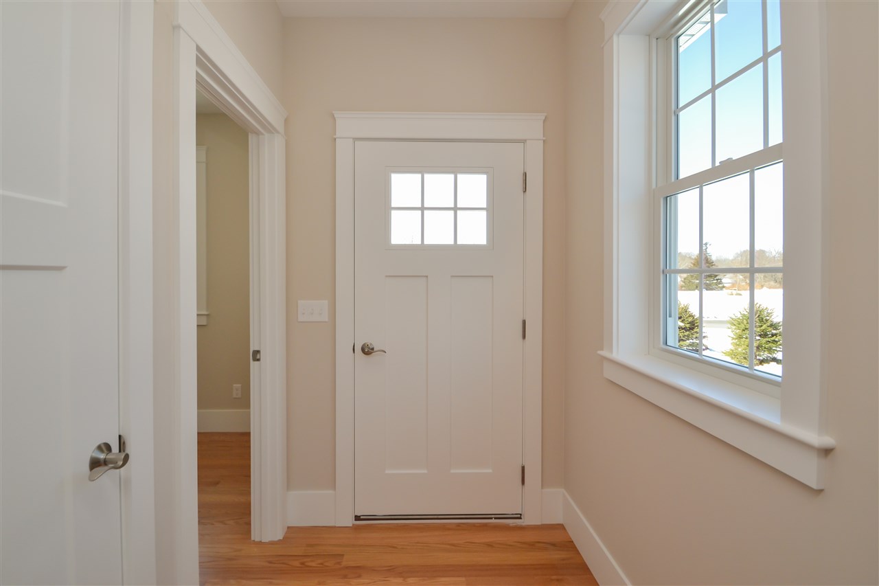 1 Breslin Farm Road, Unit 1 Stratham, NH 03885 - Photo 4 of 40
