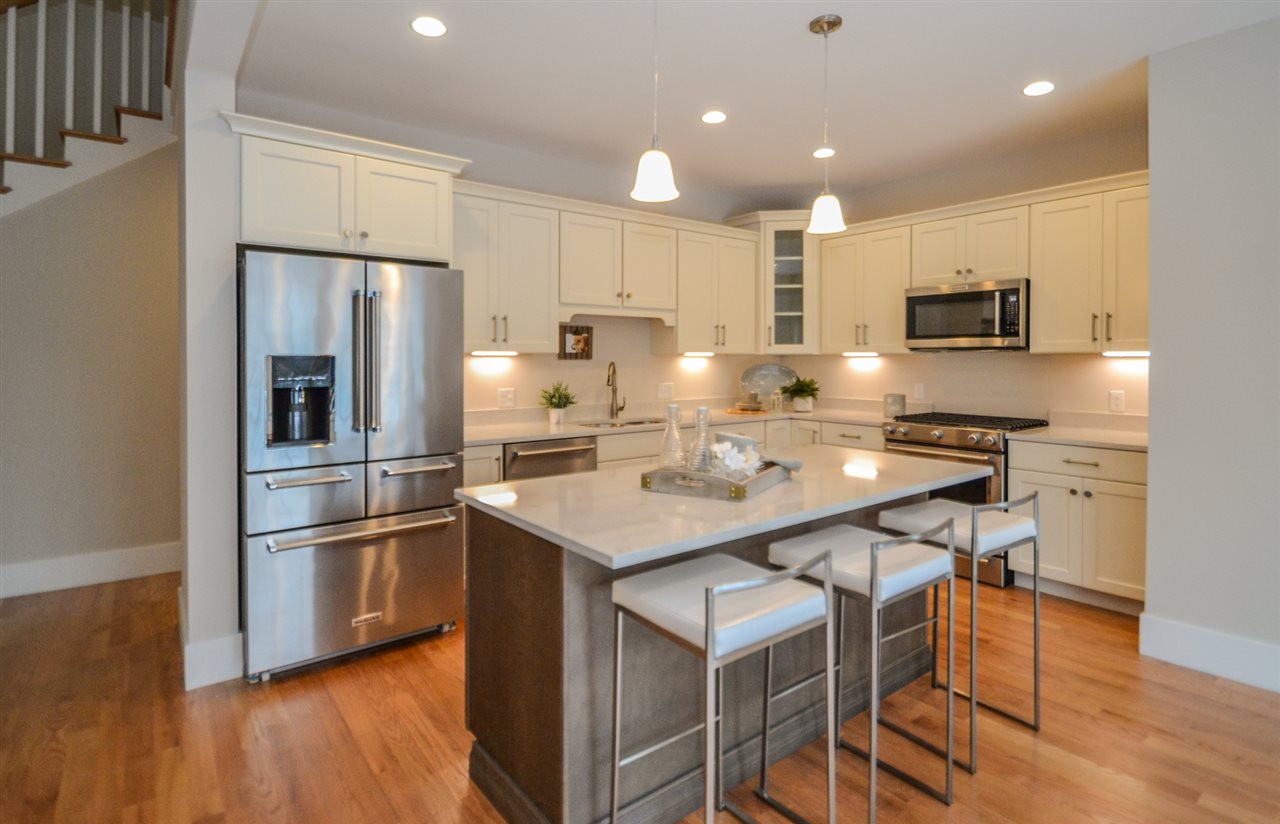 1 Breslin Farm Road, Unit 1 Stratham, NH 03885 - Photo 8 of 40