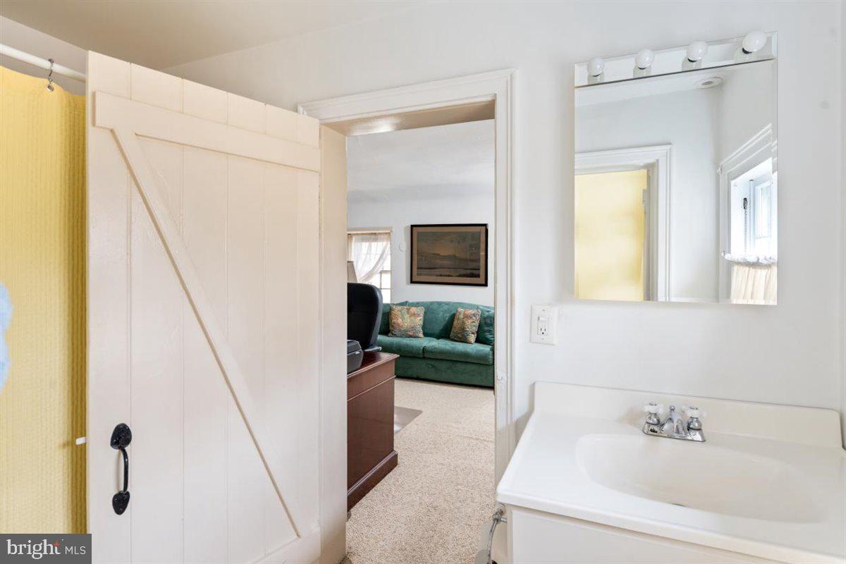 1192 Berwyn Paoli Road Berwyn, PA 19312 - Photo 28 of 51