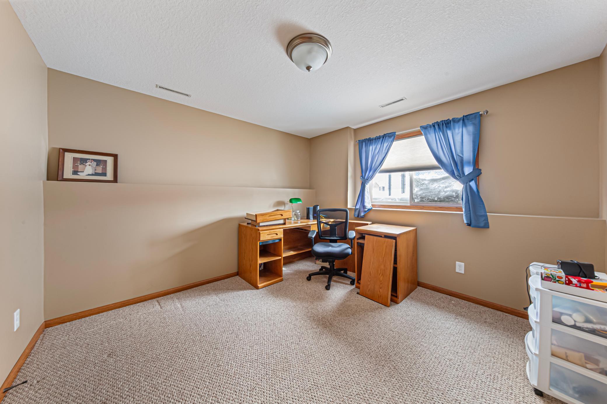 5779 Excalibur Court Northwest Rochester, MN 55901 - Photo 23 of 36