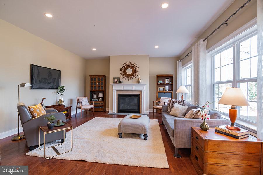 814 Newtown Road Berwyn, PA 19312 - Photo 8 of 23 Photo from another home built by this builder.