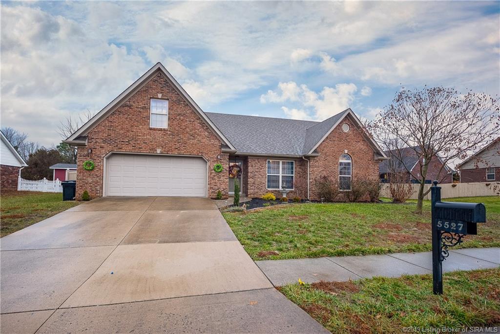 5527 Raintree Ridge Jeffersonville, IN 47130 - Photo 1 of 36 Gallery Image 1