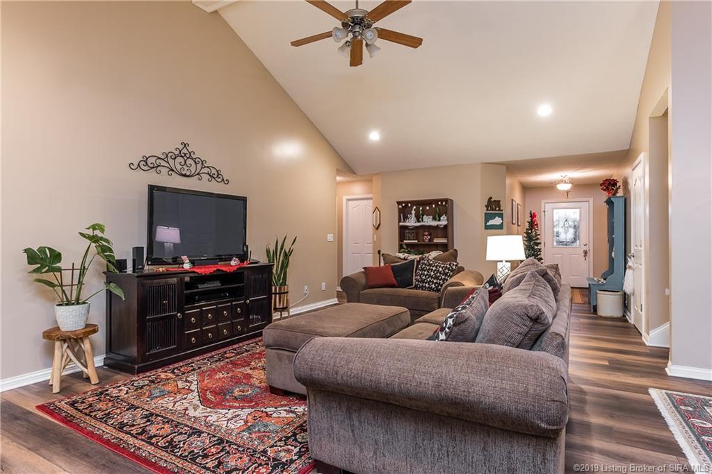5527 Raintree Ridge Jeffersonville, IN 47130 - Photo 7 of 36 Gallery Image 7