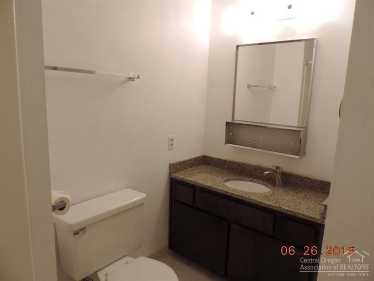 15980 Green Forest Road La Pine, OR 97739 - Photo 14 of 23 Main Bath has new quartz counter, new si