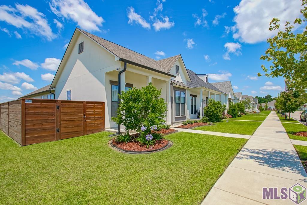 10106 Grayton Drive Baton Rouge, LA 70818 - Photo 2 of 39
