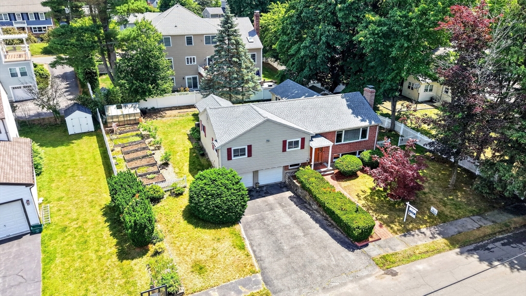 32 Bobolink Road Wellesley, MA 02481 - Photo 41 of 42