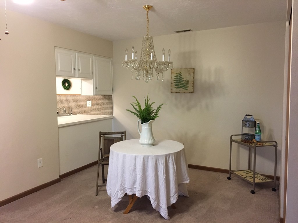 340 Sunderland Road, Unit 21 Worcester, MA 01604 - Photo 3 of 10