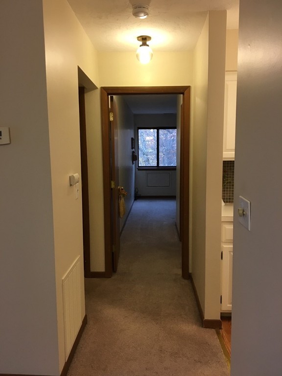 340 Sunderland Road, Unit 21 Worcester, MA 01604 - Photo 7 of 10