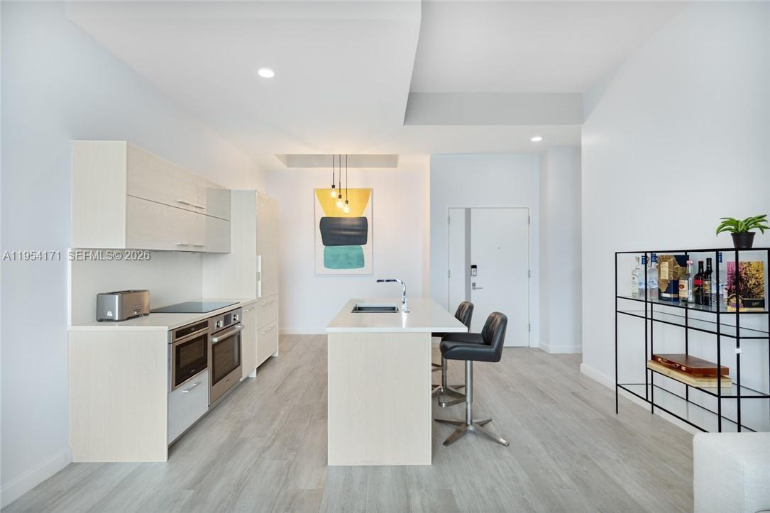 45 Southwest 9th Street, Unit LPH4609 Miami, FL 33130 - Photo 12 of 21