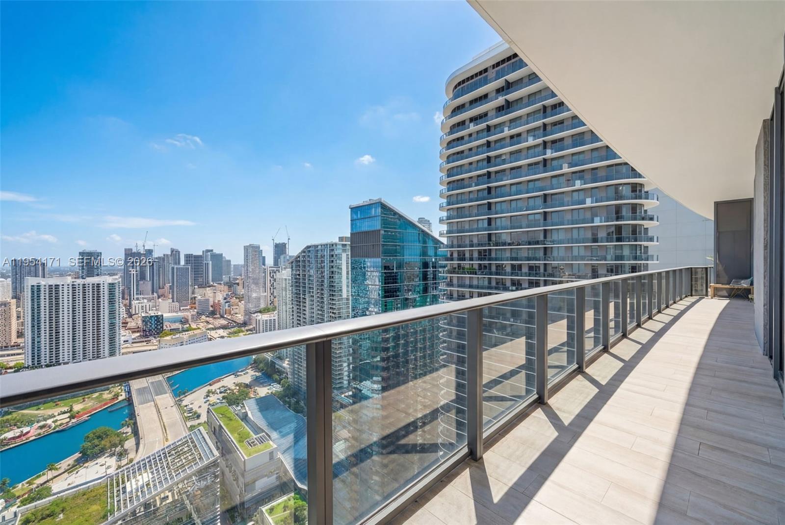 45 Southwest 9th Street, Unit LPH4609 Miami, FL 33130 - Photo 5 of 50 a view of balcony with city view
