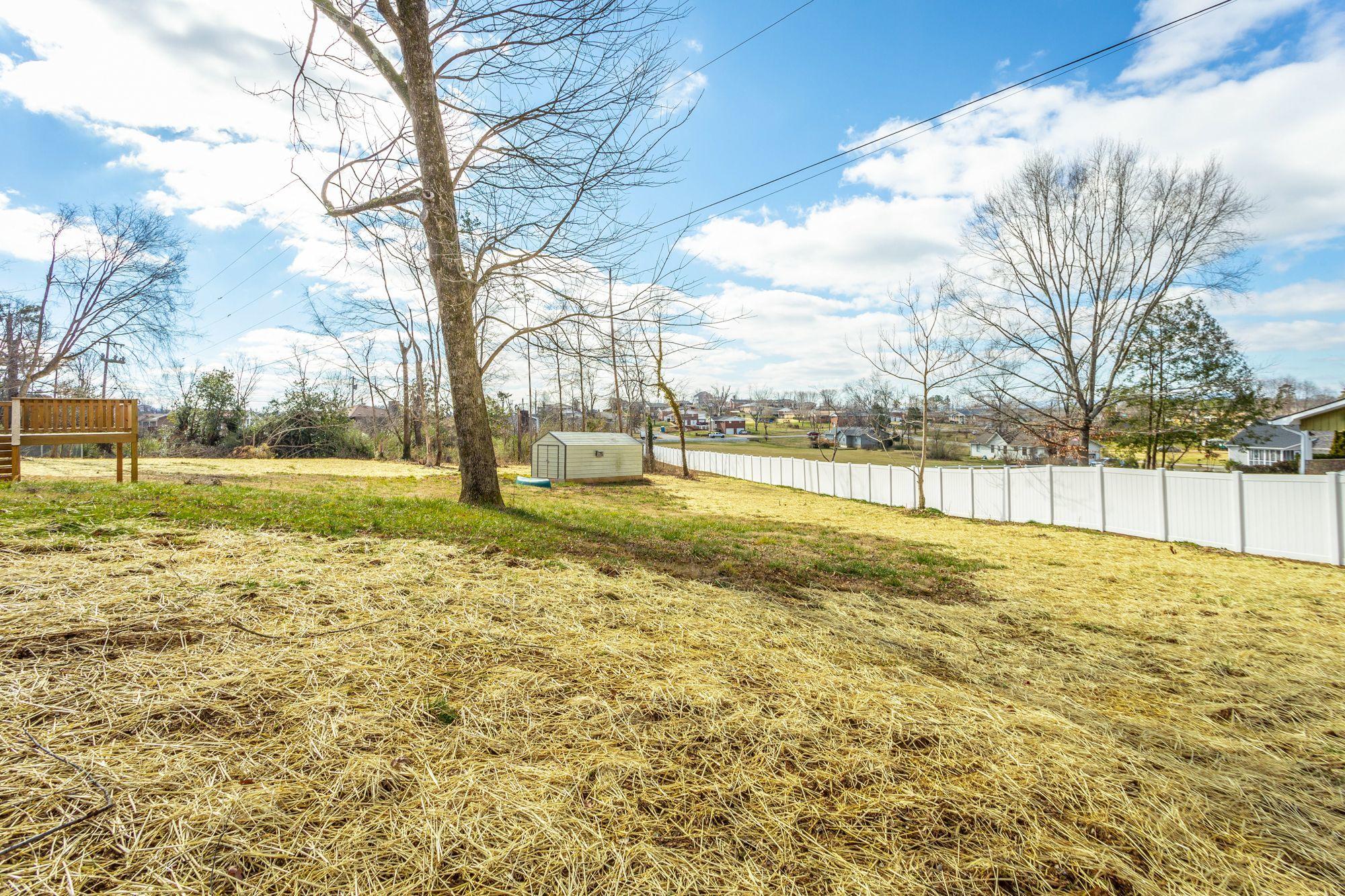 3703 Lantern Ridge Lane Chattanooga, TN 37421 - Photo 5 of 23 lantern ridge backyard