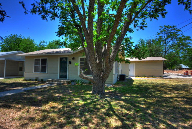 113 Loop 13 Kerrville, TX 78028 - Photo 1 of 1 Main View