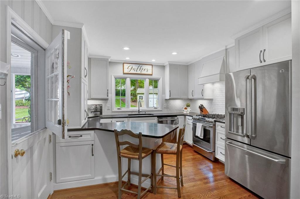 2008 Hamilton Road Greensboro, NC 27408 - Photo 7 of 30 Gallery Image 7