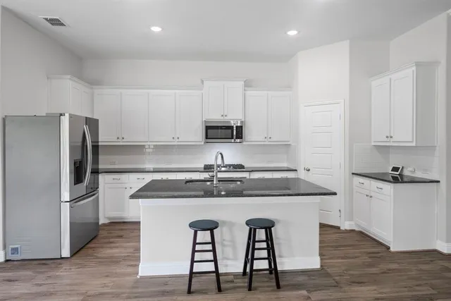 $410,000 | 4919 Elizabeth Way, Lone Oak, TX 75453