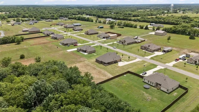 $410,000 | 4919 Elizabeth Way, Lone Oak, TX 75453